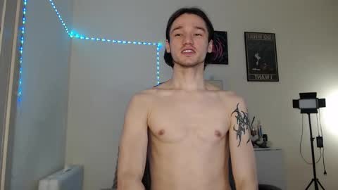 Snapshot of rexxx_erection chatting on 02-24-25, 09:31 Eugene online show from 02-24-25, 09:31