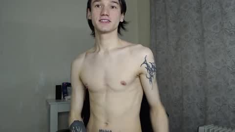 Snapshot of rexxx_erection chatting on 02-25-25, 09:24 Eugene online show from 02-25-25, 09:24