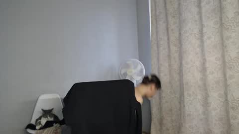 Snapshot of rexxx_erection chatting on 09-17-25, 05:53 Eugene online show from 09-17-25, 05:53