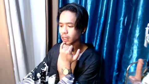 Snapshot of rey_004 chatting on 10-14-25, 08:04 rey_004 online show from 10-14-25, 08:04