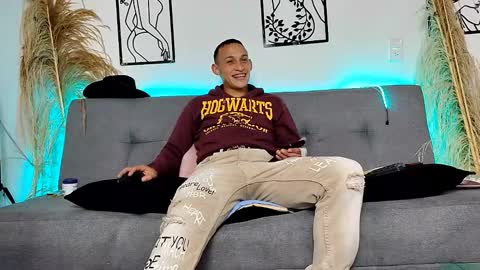 reymasterhot online show from 01-06-26, 10:01