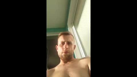 Snapshot of reyver94 chatting on 05-23-26, 05:17 reyver94 online show from 05-23-26, 05:17
