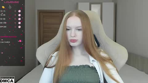 nice to meet you  3  I am Milena online show from 04-11-26, 04:06