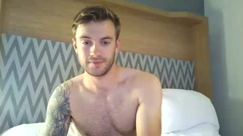 Snapshot of rguy114 chatting on 10-20-25, 05:19 Ryan online show from 10-20-25, 05:19