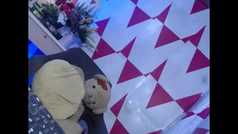 rhiann0 online show from 02-12-26, 01:28