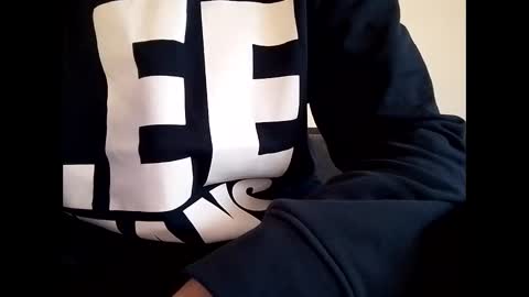 Snapshot of rhymes2479 chatting on 02-19-25, 07:28 Shaved cock ready online show from 02-19-25, 07:28