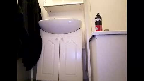 Shaved cock ready online show from 09-22-25, 04:58