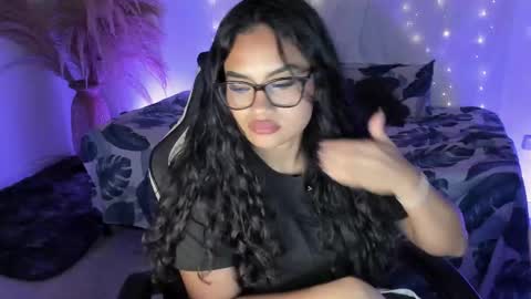Snapshot of riana_kean chatting on 04-21-26, 04:08 RianaK online show from 04-21-26, 04:08