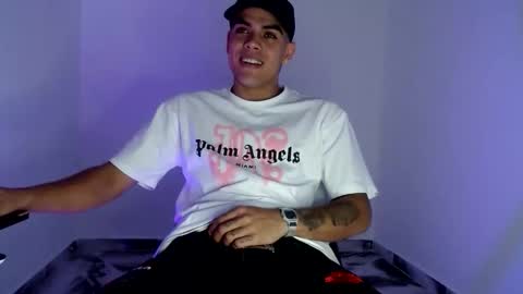 Snapshot of riancum chatting on 12-03-25, 04:09 juan online show from 12-03-25, 04:09