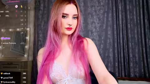 Ria Woods online show from 04-30-26, 10:03