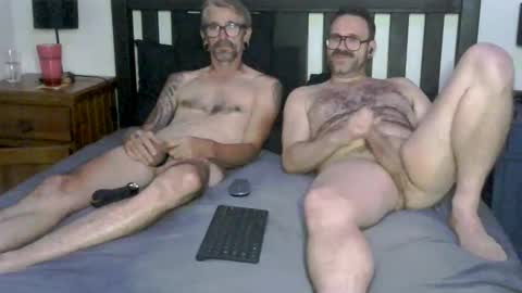 Snapshot of ric_1999 chatting on 02-13-26, 03:19 Ric online show from 02-13-26, 03:19