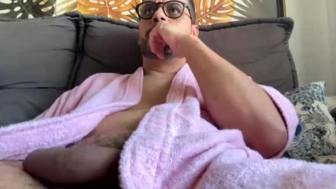 ricamenezes81823326 online show from 06-07-26, 04:22
