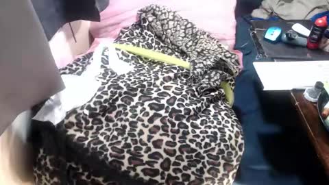 Snapshot of ricardovilla017 chatting on 02-17-25, 02:26 ricardovilla017 online show from 02-17-25, 02:26