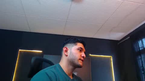 Ricardo online show from 09-15-25, 01:44