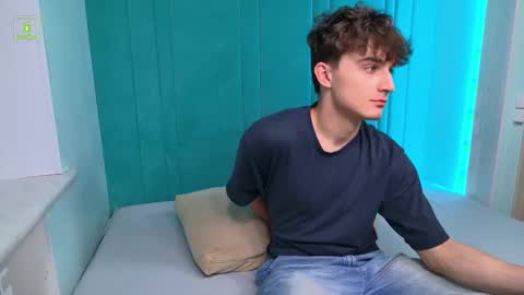 Richard online show from 12-19-25, 03:52