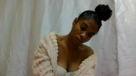 richella34 online show from 07-25-26, 03:37