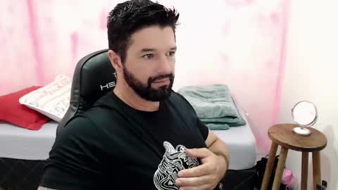 Snapshot of richrolland chatting on 02-04-25, 07:33 Rickseduction online show from 02-04-25, 07:33