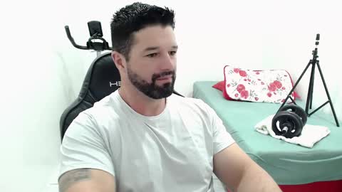 Snapshot of richrolland chatting on 02-28-25, 12:32 Rickseduction online show from 02-28-25, 12:32