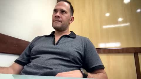 Rick Arian online show from 10-17-25, 04:20