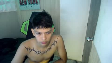 Snapshot of rick_oficiall chatting on 08-01-26, 03:50 Rick oficiall online show from 08-01-26, 03:50