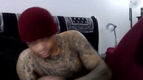 Snapshot of rickavelli chatting on 06-27-26, 05:40 Rick online show from 06-27-26, 05:40