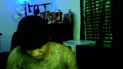Snapshot of rickavelli chatting on 07-05-26, 11:45 Rick online show from 07-05-26, 11:45
