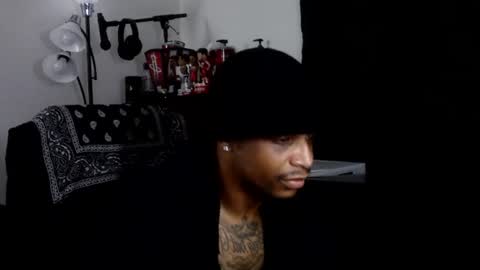 Snapshot of rickavelli chatting on 07-23-26, 01:58 Rick online show from 07-23-26, 01:58