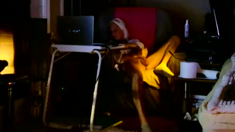 Snapshot of ricks4fun chatting on 07-02-26, 03:23 PINK HOLE TWINK online show from 07-02-26, 03:23