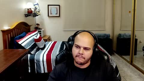 Snapshot of rickyj1012 chatting on 12-05-24, 12:41 Ricky online show from 12-05-24, 12:41