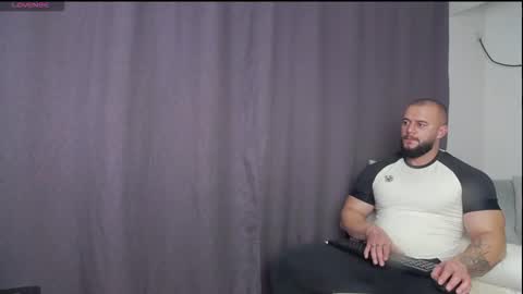 rickymiami1 online show from 11-28-25, 09:50