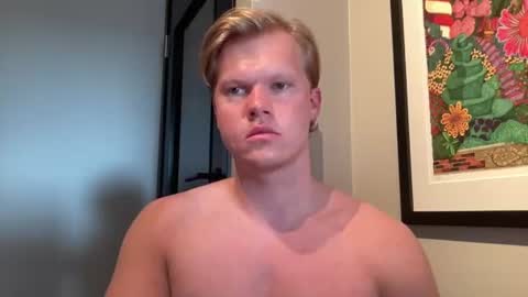 Snapshot of rico_self_facial chatting on 06-19-26, 03:27 Rico online show from 06-19-26, 03:27