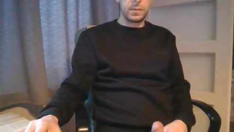 Snapshot of ricooo465 chatting on 01-12-26, 08:30 ricooo465 online show from 01-12-26, 08:30