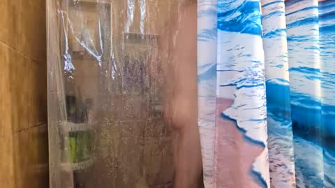 Snapshot of ridiculousness00 chatting on 12-04-25, 08:50 bwc daddy online show from 12-04-25, 08:50