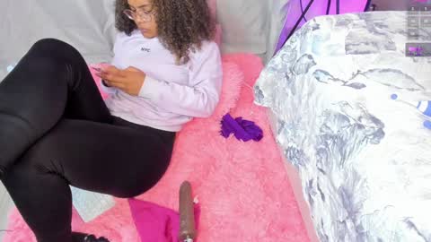 Sara online show from 01-19-25, 01:12