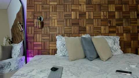 Sara online show from 10-30-25, 10:16