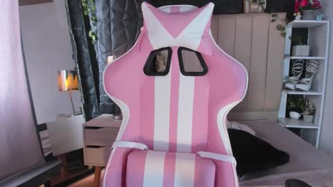 RIHONNA online show from 03-03-26, 03:51