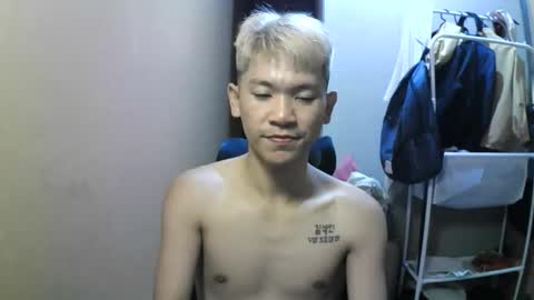 riiichie12 online show from 10-27-25, 06:45