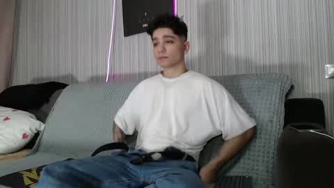 Rick online show from 10-19-25, 02:40