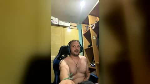 Snapshot of rikardo9996 chatting on 07-08-26, 10:14 rikardo9996 online show from 07-08-26, 10:14