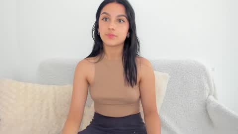 Snapshot of riley_tin chatting on 12-02-24, 03:47 riley_tin online show from 12-02-24, 03:47