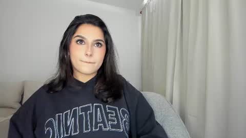 Snapshot of riley_tin chatting on 07-27-26, 06:59 riley_tin online show from 07-27-26, 06:59