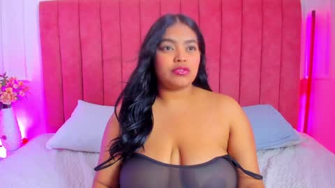 Snapshot of rileydolly chatting on 02-07-25, 12:50 RileyDolly online show from 02-07-25, 12:50