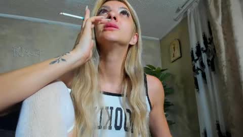 rileylannax online show from 06-09-26, 03:51