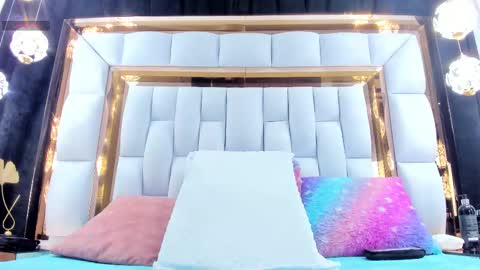 Riley online show from 09-18-25, 11:45