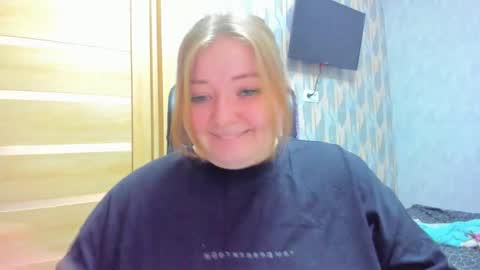 rina16 online show from 12-04-25, 06:16