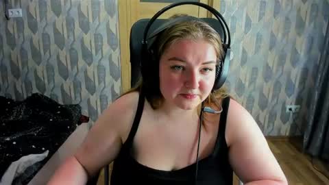Snapshot of rina16 chatting on 06-25-26, 10:20 rina16 online show from 06-25-26, 10:20