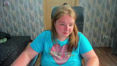 Snapshot of rina16 chatting on 07-04-26, 07:20 rina16 online show from 07-04-26, 07:20