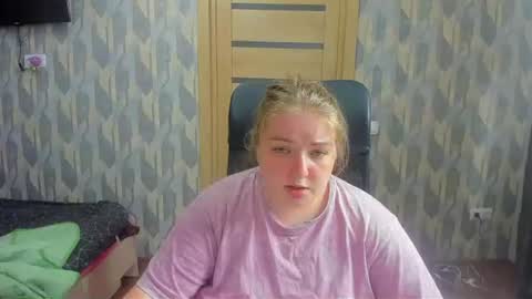 Snapshot of rina16 chatting on 07-12-26, 05:59 rina16 online show from 07-12-26, 05:59