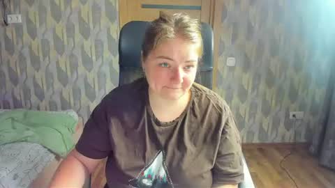 Snapshot of rina16 chatting on 07-23-26, 01:31 rina16 online show from 07-23-26, 01:31