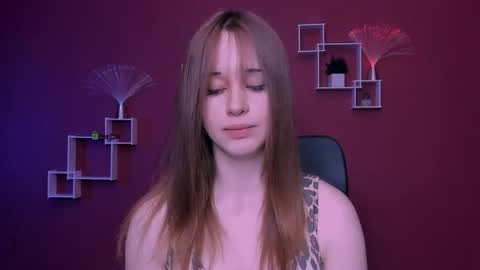 Snapshot of rina_gold_ chatting on 05-25-26, 08:42 Rina online show from 05-25-26, 08:42